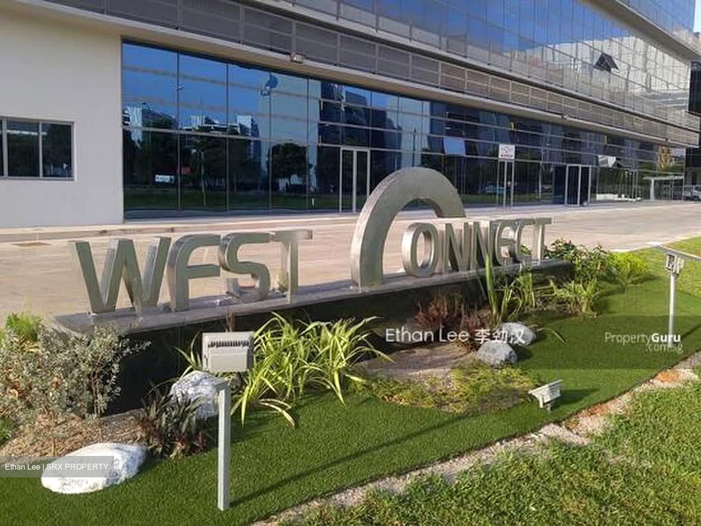 West Connect Building (D22), Factory #579569221